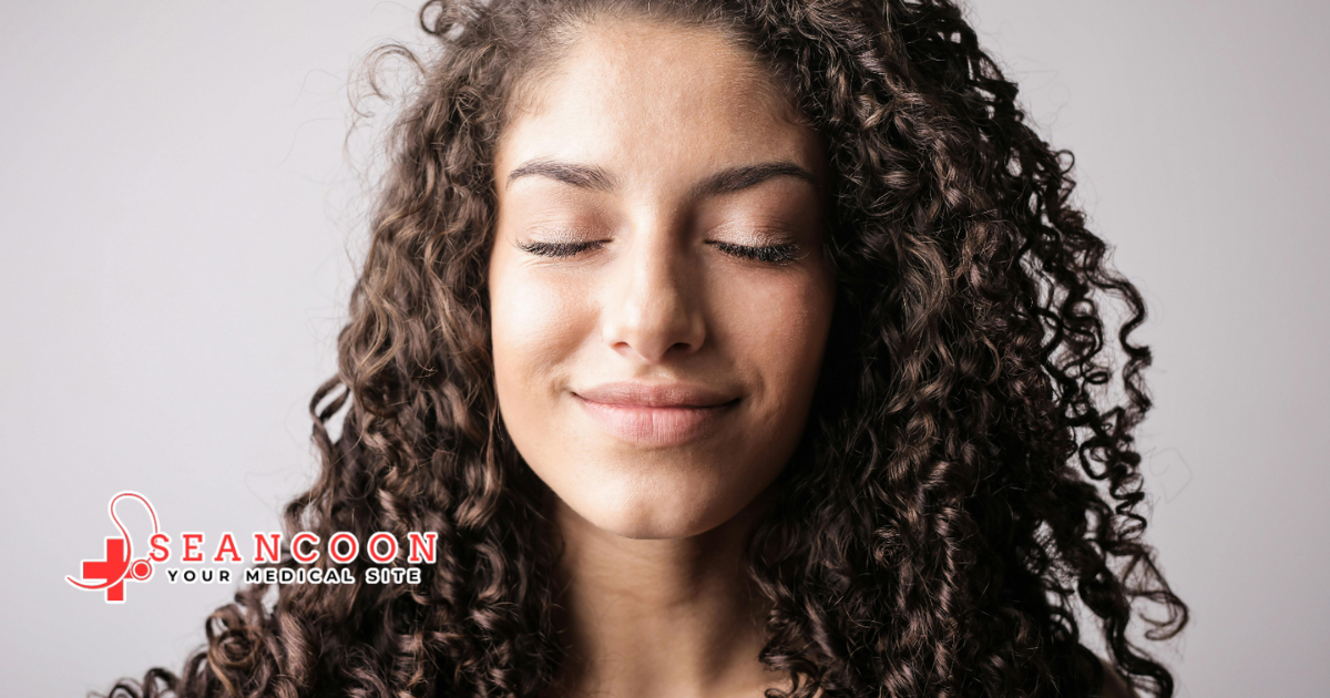 Perawatan Rambut Keriting Tetap Lembut Rapi Rutinitas perawatan rambut keriting lebih sehat dan rapi