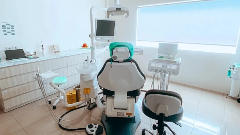 5 Top Rated Dental Clinics in Bali for Porcelain Veneers Dental Clinics